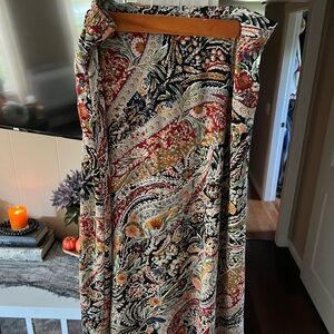 Vince Camuto Maxi skirt